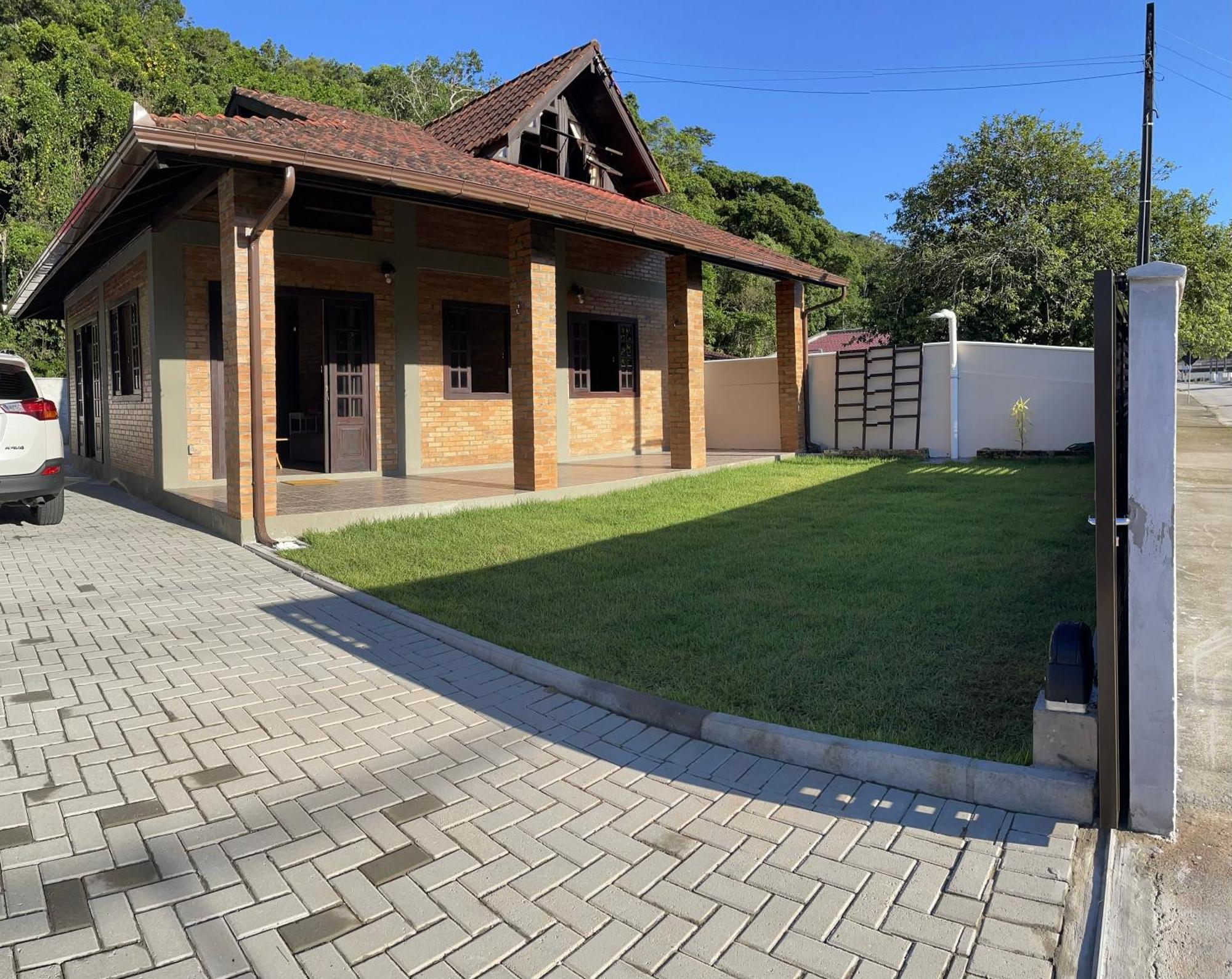 Casa Tijolinho A Vista - 150 Mt Praia Governador Celso Ramos Exterior foto